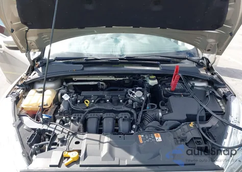 2017 Ford Focus Se z USA, uszkodzony, nr VIN 1FADP3F21HL305630